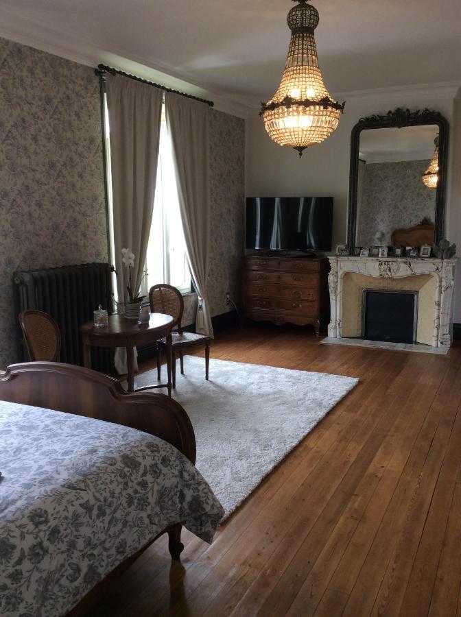 L'Hostellerie Du Chateau Mesnil-Saint-Nicaise Exteriör bild
